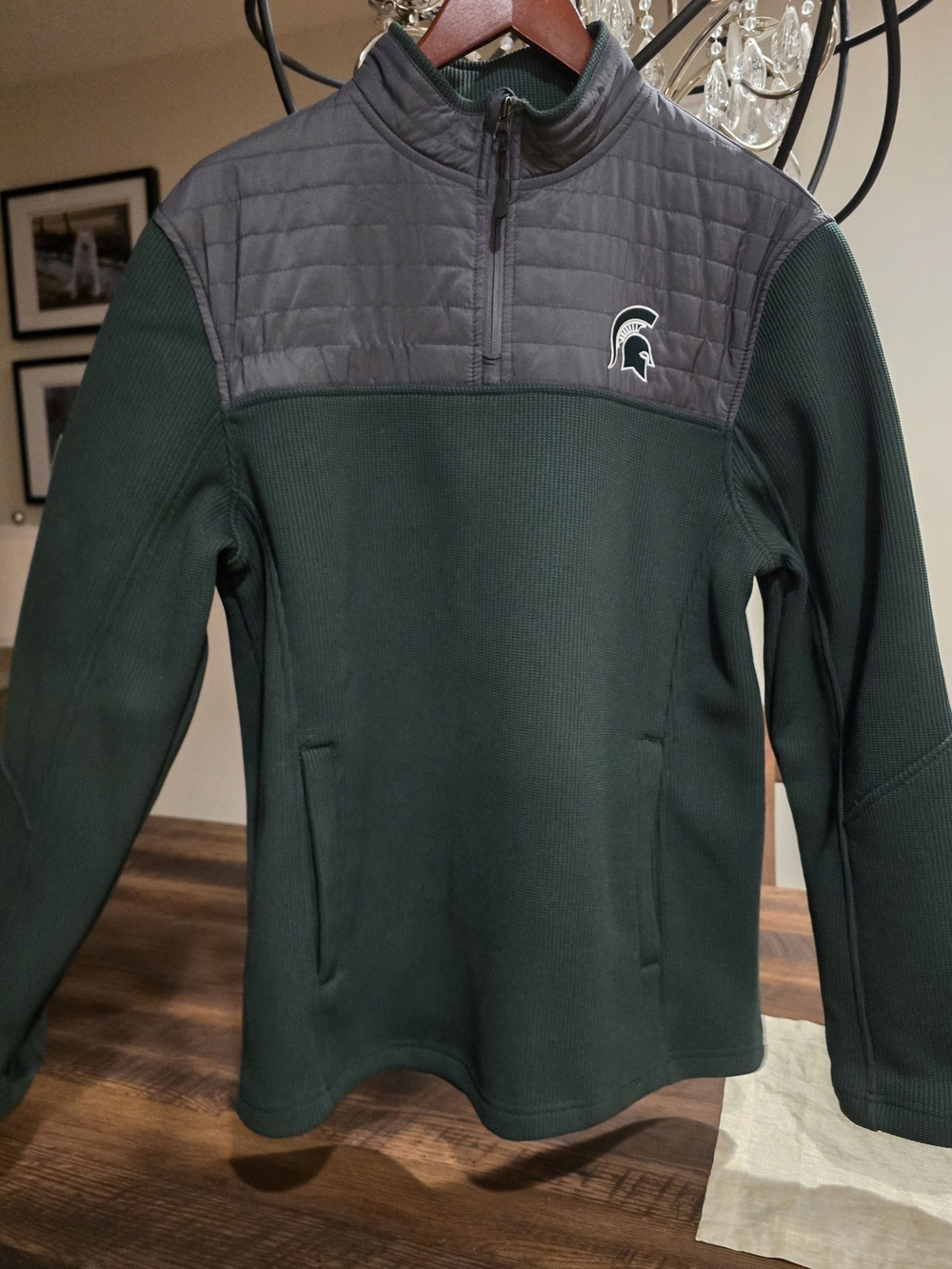 MICHIGAN STATE SPARTANS LOGO COLOSSEUM MENS 1/4 ZIP MED JACKET GREEN & DARK GRAY